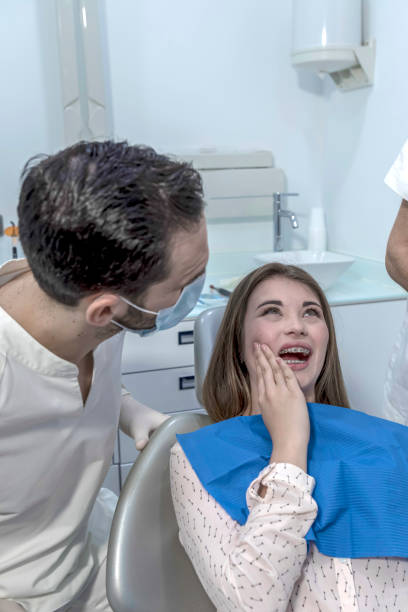  Castlewood, VA Emergency Dentist Pros